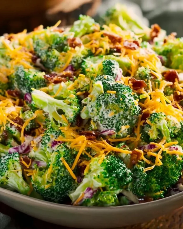Best broccoli salad with fresh veggies and a creamy dressing